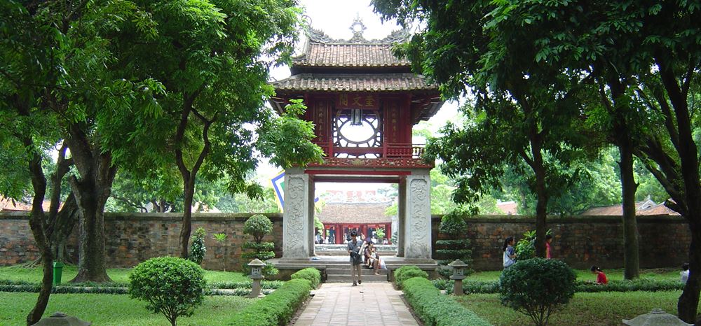 1fae820c-van-mieu-quoc-tu-giam-1.jpg